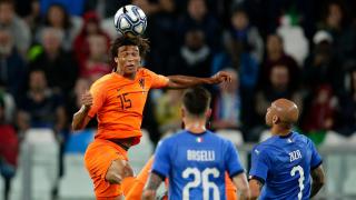 Nieuwsuur: 'Wat doet koppen met je hersenen?'